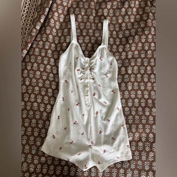 Anthropologie White Floral Comfy Night Gown Romper Loungewear Sleepwear Intimate - Picture 1 of 8